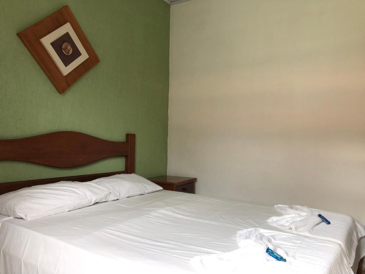 Hotel Pousada Nosso Cantinho Ubatuba Exterior foto